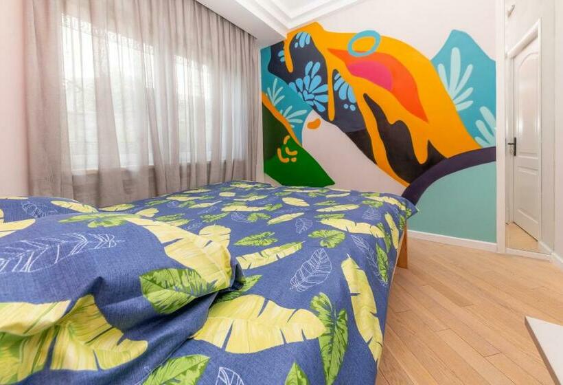 اتاق استاندارد با سرویس بهداشتی مشترک, Wanderlust Boutique Hostel