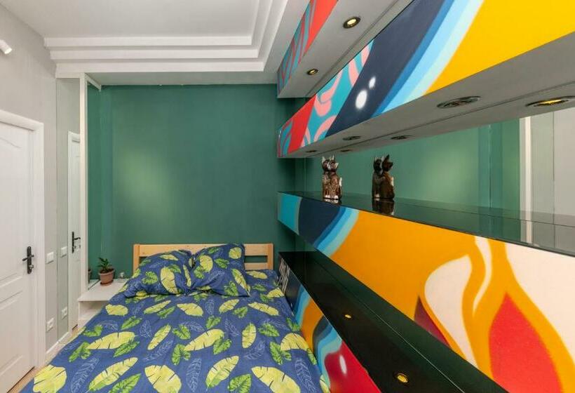 اتاق استاندارد با سرویس بهداشتی مشترک, Wanderlust Boutique Hostel