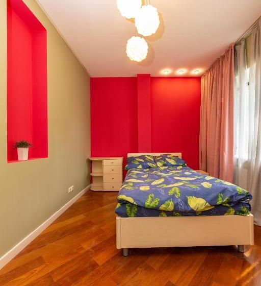 اتاق استاندارد با سرویس بهداشتی مشترک, Wanderlust Boutique Hostel