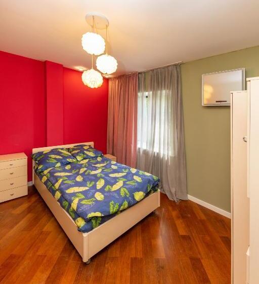 اتاق استاندارد با سرویس بهداشتی مشترک, Wanderlust Boutique Hostel