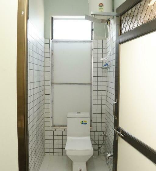 חדר דלוקס, Center Point Kuchaman City