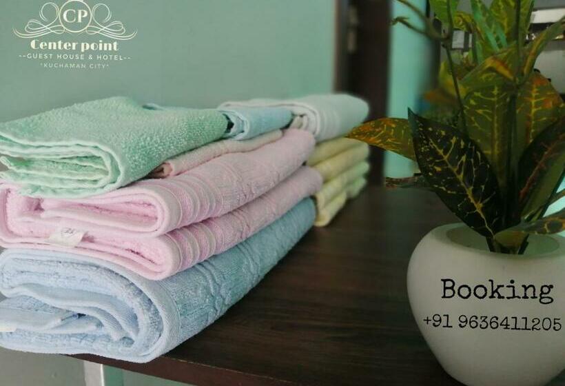 חדר דלוקס, Center Point Kuchaman City