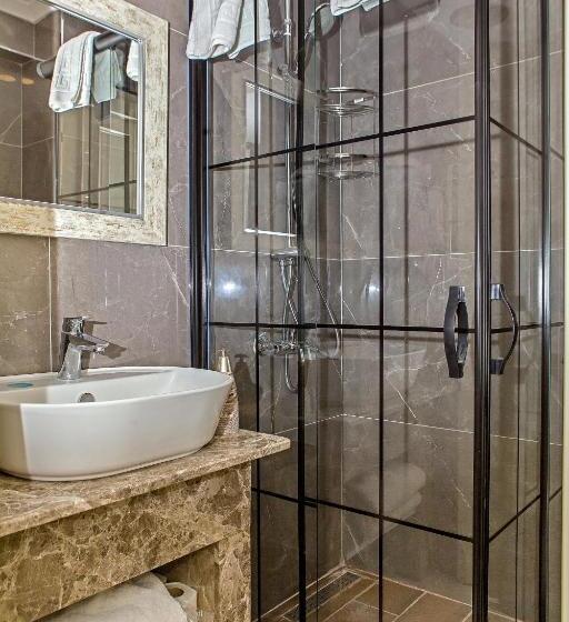 Семейный Номер, The Lea Hotels & Suite