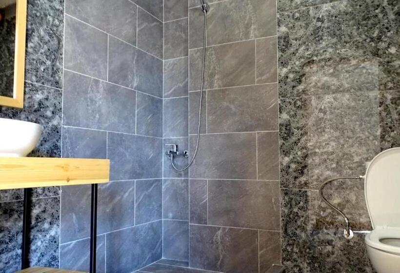 패밀리 스위트, Limni Resort