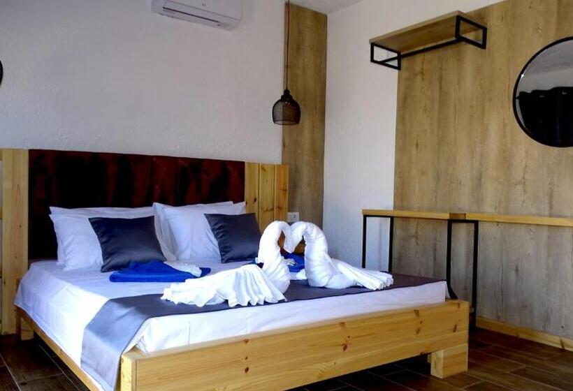 패밀리 스위트, Limni Resort