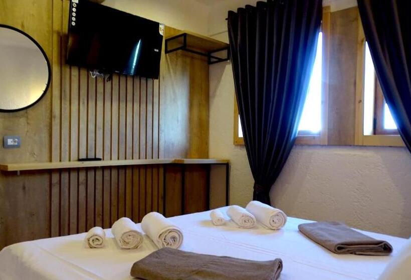 디럭스 주니어 스위트, Limni Resort