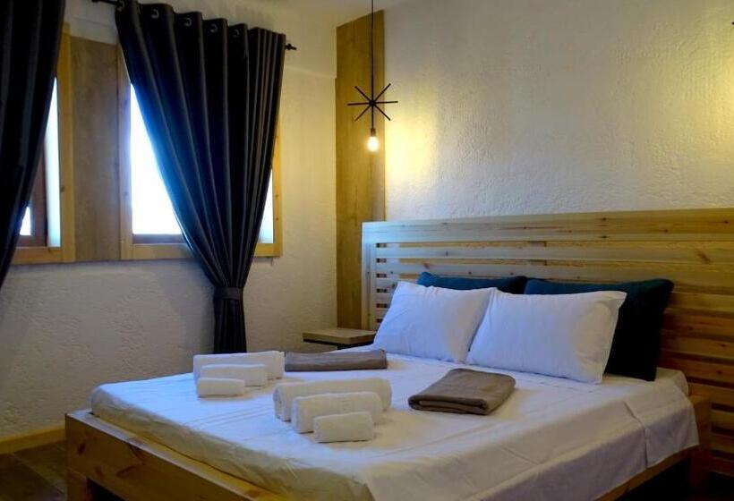 디럭스 주니어 스위트, Limni Resort