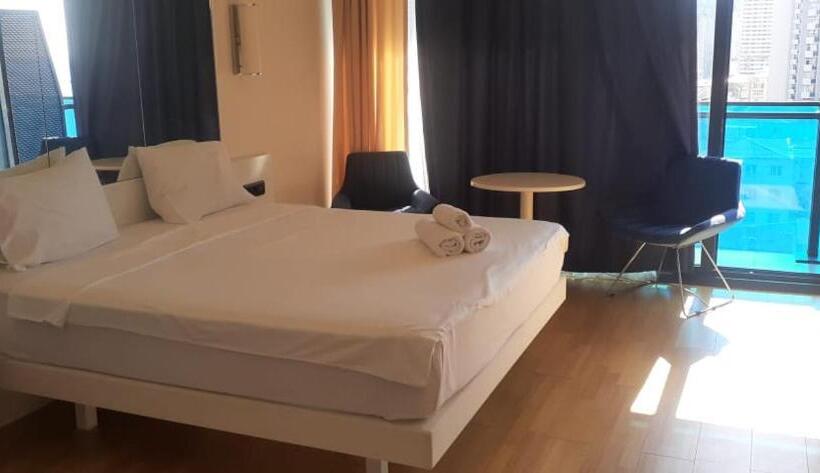 استودیو استاندارد با بالکن, Orbi City Center Sea View