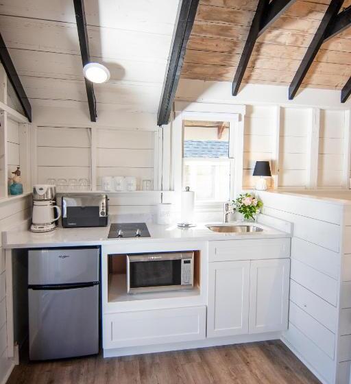 Номер Стандарт, Prince Of Whales