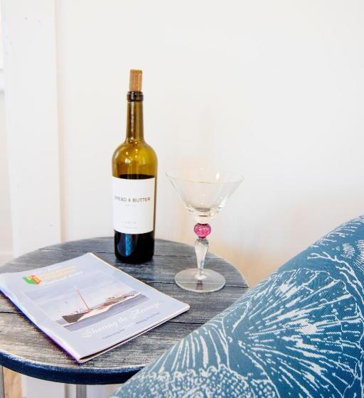 Четырехместный Номер Стандарт, Prince Of Whales