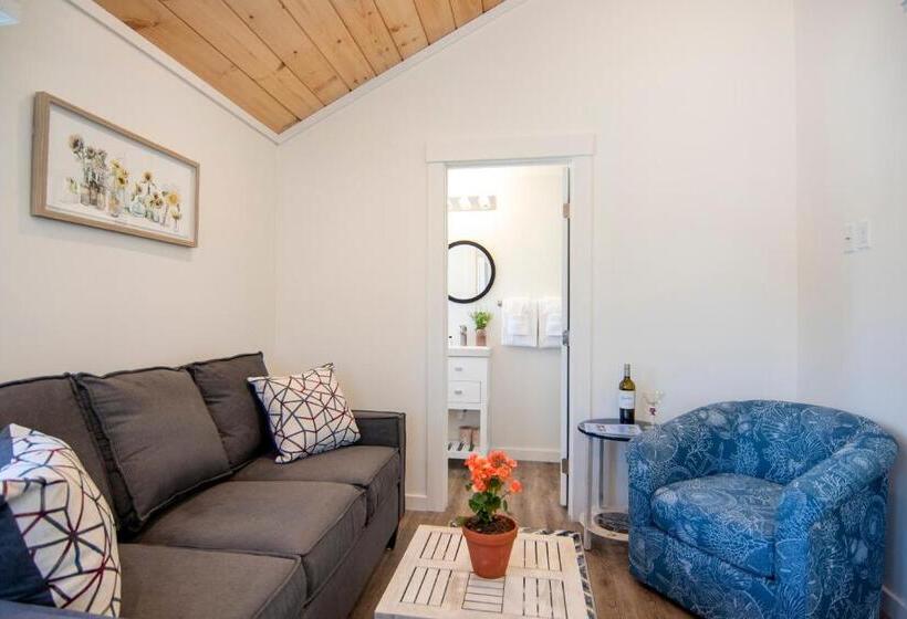 Четырехместный Номер Стандарт, Prince Of Whales