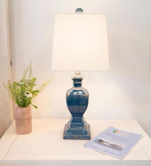 Студия Deluxe, Prince Of Whales