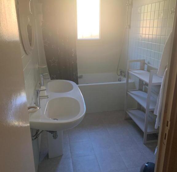 Standard room with outdoor bath, Les Chambres De La P’tite Vallée