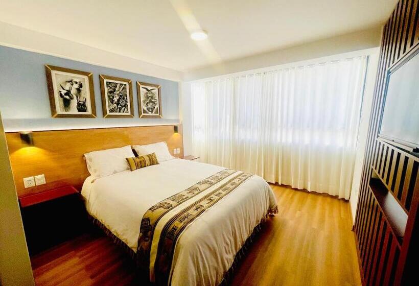 ハイドロマッサージバス付きスイート, Pacific Palace