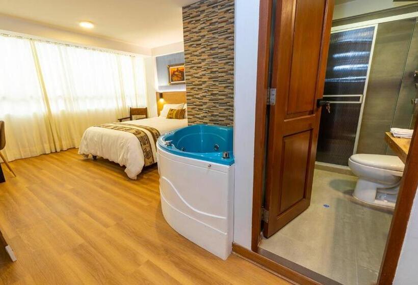 ハイドロマッサージバス付きスイート, Pacific Palace