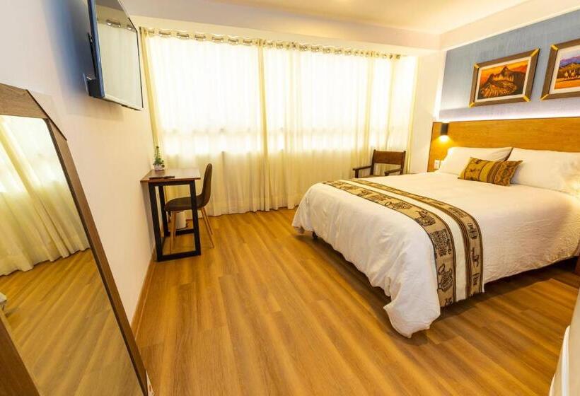 ハイドロマッサージバス付きスイート, Pacific Palace