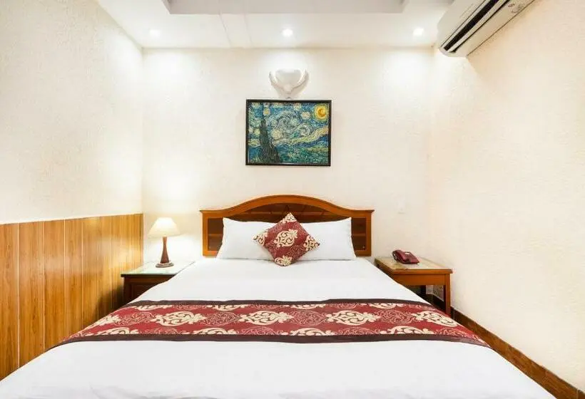 اتاق استاندارد, Queen Hotel Saigon Airport