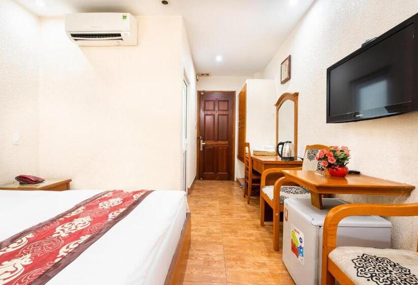 اتاق سوپریور, Queen Hotel Saigon Airport