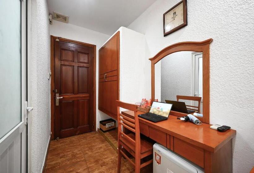 اتاق سوپریور, Queen Hotel Saigon Airport