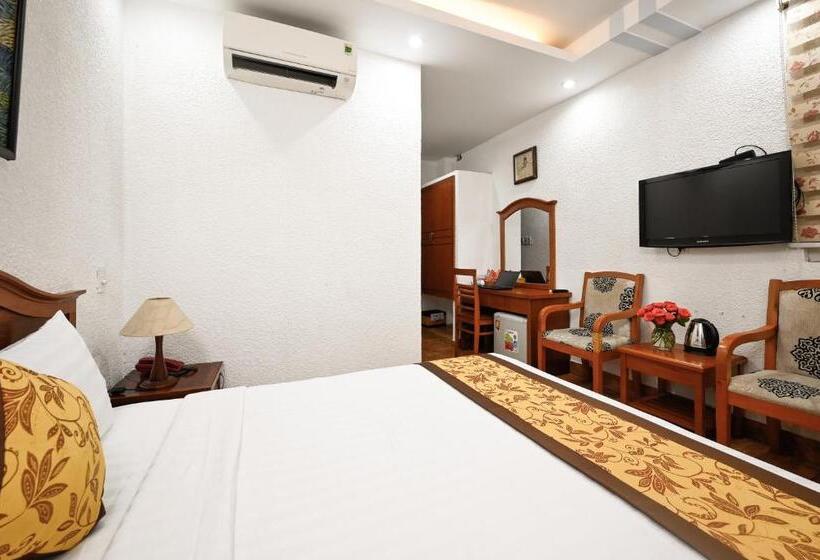 اتاق سوپریور, Queen Hotel Saigon Airport