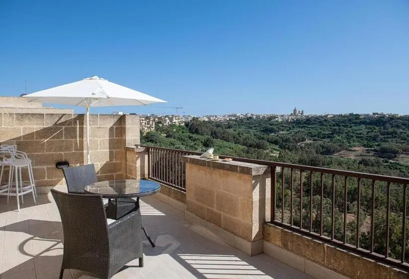 اتاق لوکس, Ta’ Giljan B&b Gozo