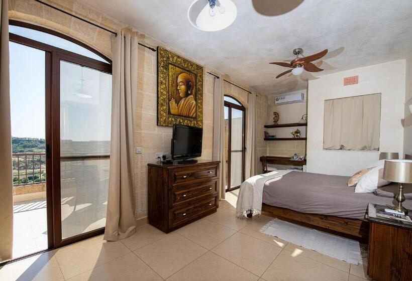 اتاق لوکس, Ta’ Giljan B&b Gozo