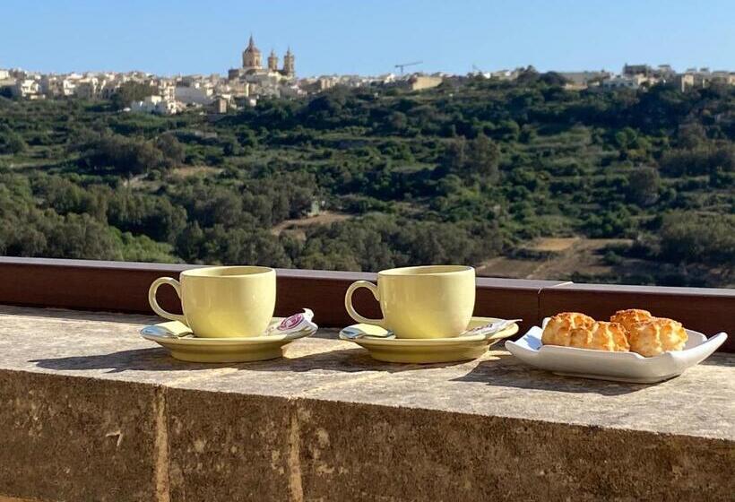 اتاق لوکس, Ta’ Giljan B&b Gozo
