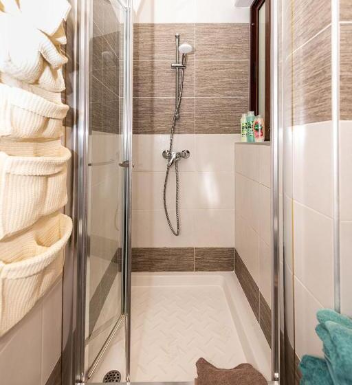 اتاق استاندارد, Ta’ Giljan B&b Gozo