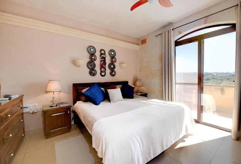 اتاق استاندارد, Ta’ Giljan B&b Gozo