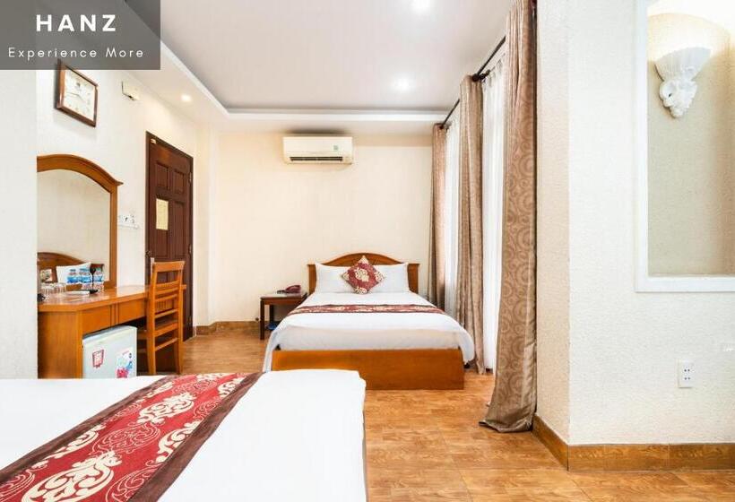 四人豪华间, Queen Airport Hotel Saigon