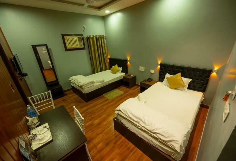 Deluxe-huone, Mittal Garden