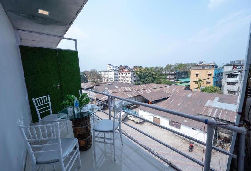 Standard-huone, Mittal Garden