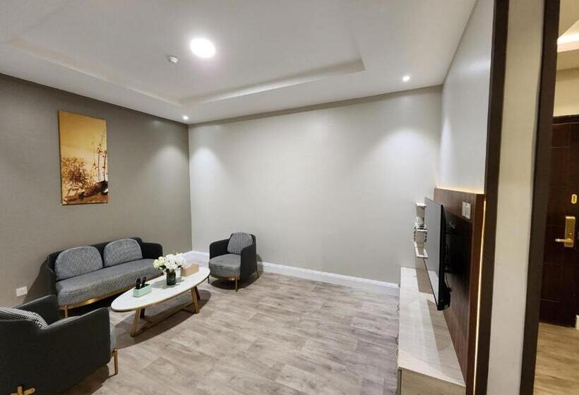 家庭套房, Relaxe Palace