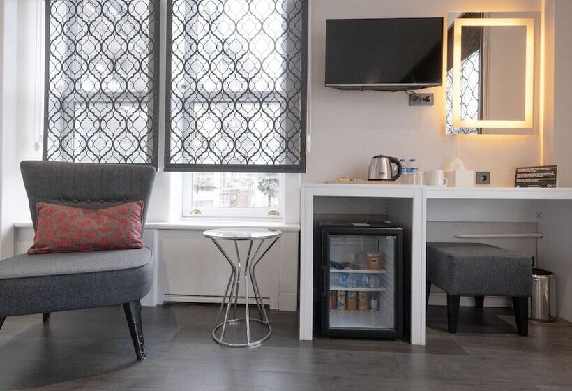 اتاق لوکس با چشم‌انداز دریا, Loop Hotel Bosphorus İstanbul