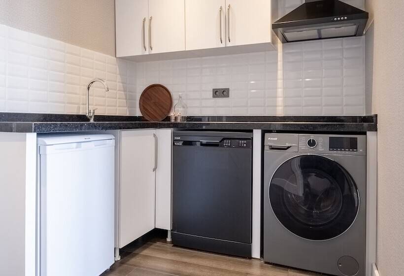 استودیو لوکس با چشم‌انداز دریا, Loop Hotel Bosphorus İstanbul