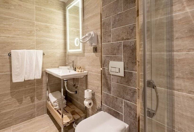 استودیوی لوکس, Loop Hotel Bosphorus İstanbul