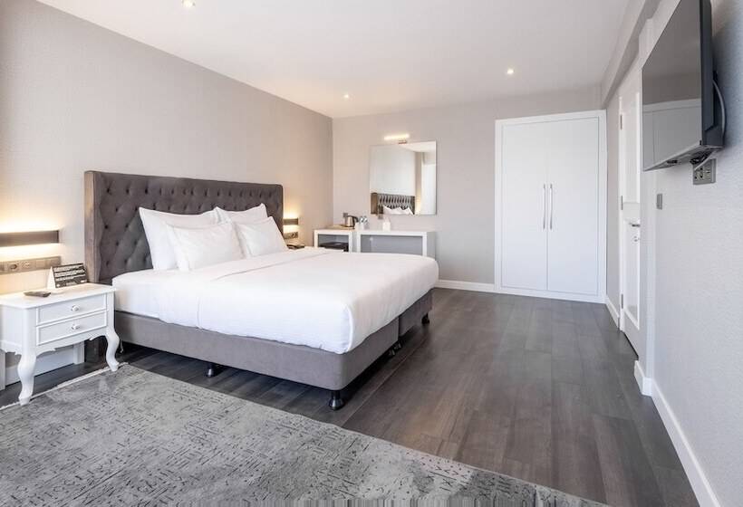 استودیوی لوکس, Loop Hotel Bosphorus İstanbul