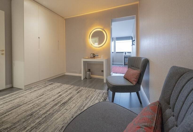 اتاق خانوادگی با چشم‌انداز باغ, Loop Hotel Bosphorus İstanbul