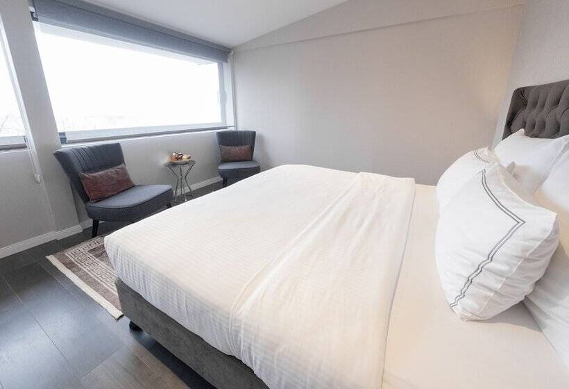 اتاق خانوادگی با چشم‌انداز باغ, Loop Hotel Bosphorus İstanbul