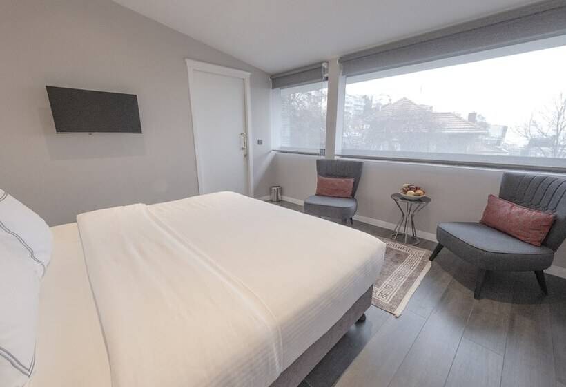 اتاق خانوادگی با چشم‌انداز باغ, Loop Hotel Bosphorus İstanbul