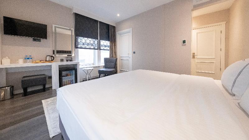 اتاق لوکس با چشم‌انداز باغ, Loop Hotel Bosphorus İstanbul