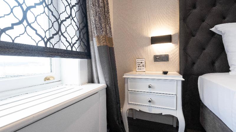 اتاق لوکس با چشم‌انداز دریا, Loop Hotel Bosphorus İstanbul