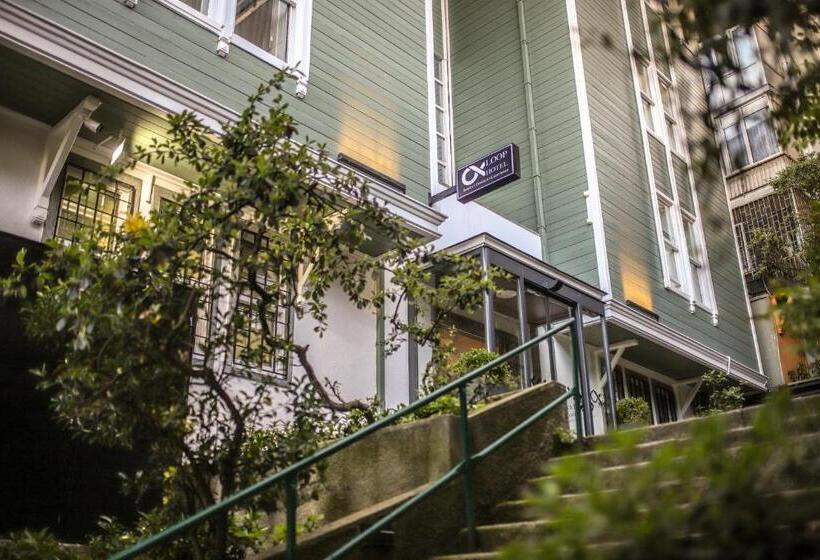 اتاق لوکس با چشم‌انداز باغ, Loop Hotel Bosphorus İstanbul