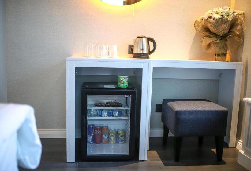 اتاق خانوادگی با چشم‌انداز باغ, Loop Hotel Bosphorus İstanbul