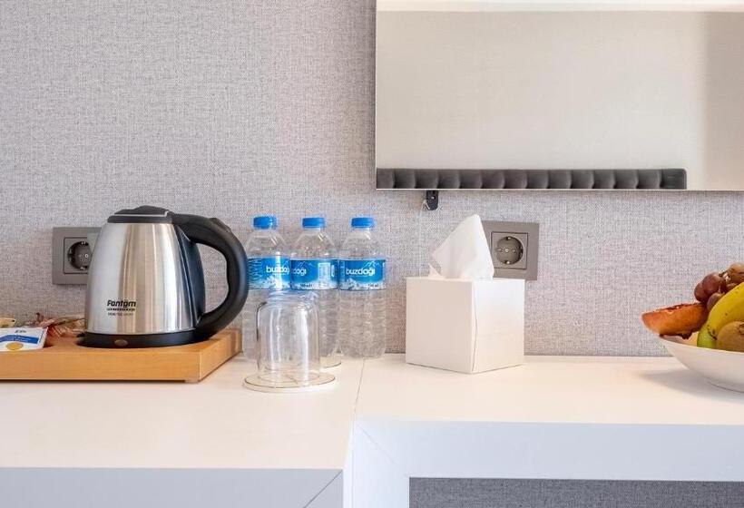 اتاق خانوادگی با چشم‌انداز باغ, Loop Hotel Bosphorus İstanbul