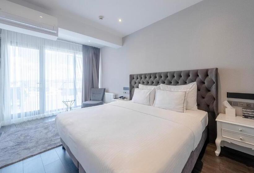 اتاق لوکس با چشم‌انداز دریا, Loop Hotel Bosphorus İstanbul