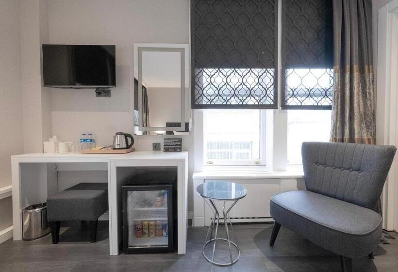 اتاق لوکس با چشم‌انداز باغ, Loop Hotel Bosphorus İstanbul