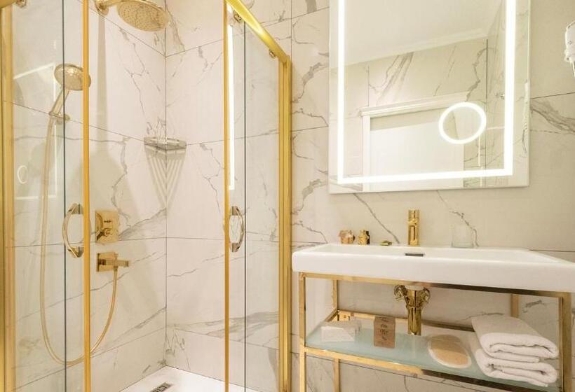 سوییت خانوادگی, Loop Hotel Bosphorus İstanbul