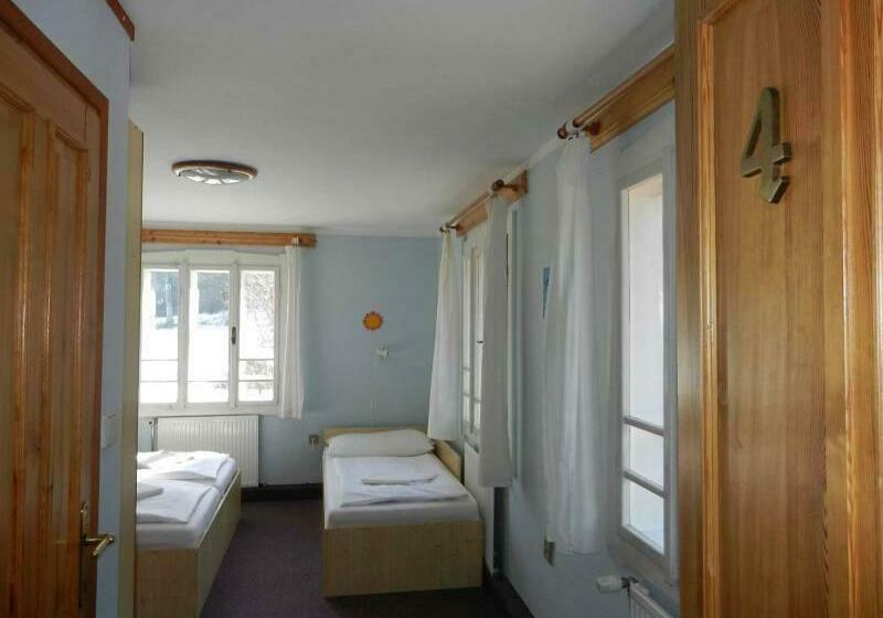 スタンダードトリプルルーム, Chata Orlice