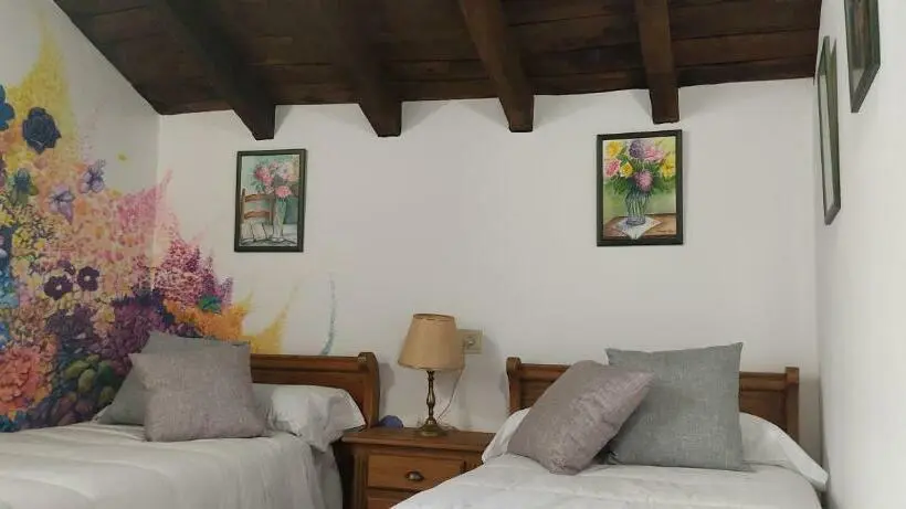 スタンダードルーム, Hostal Mendaurpe